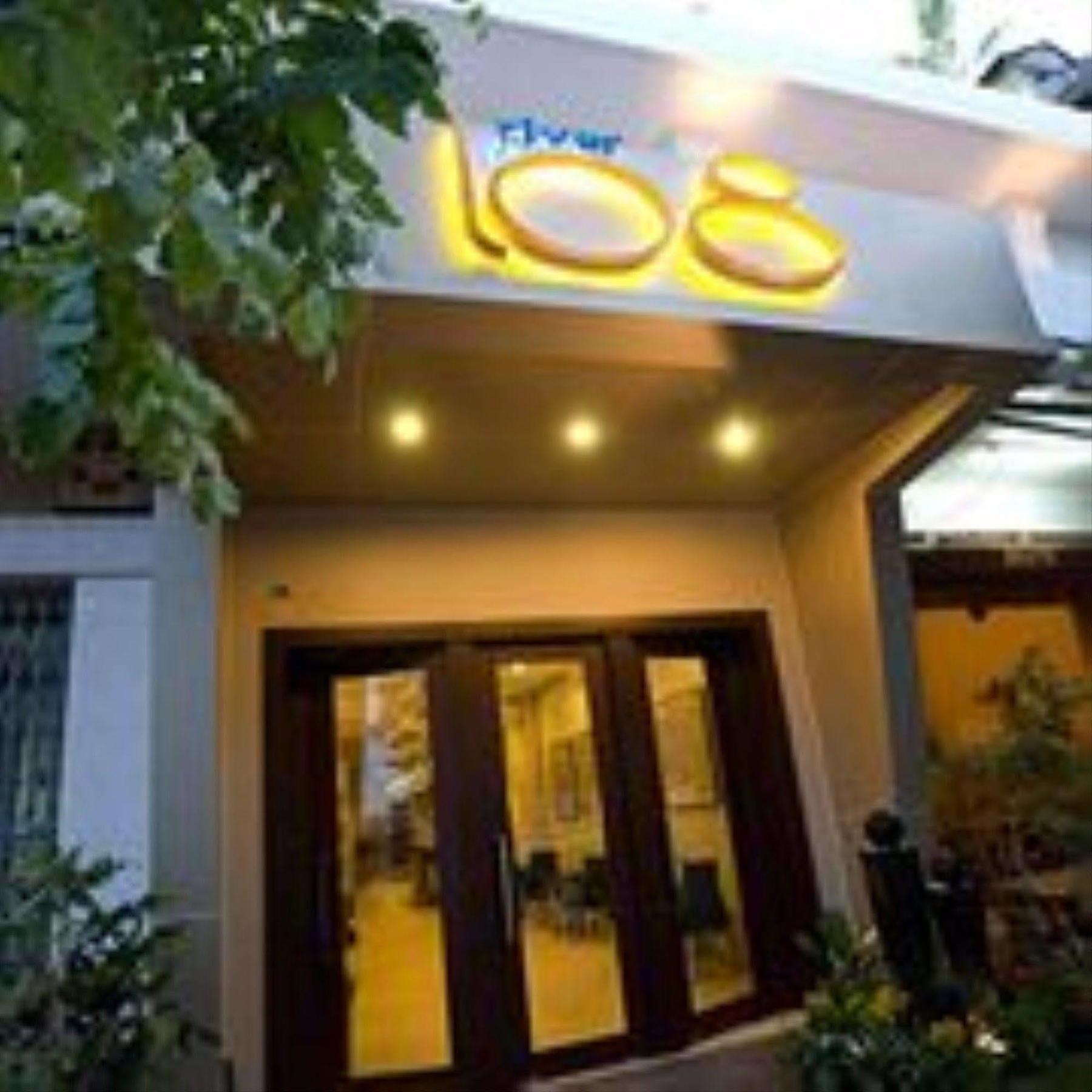 Riverview Cambodia Boutique Hotel พนมเปญ ภายนอก รูปภาพ